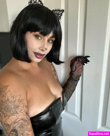 Daisy Dreamer OnlyFans Thumbnail #reTJ6WFhHk