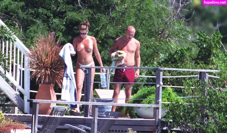 Daisy Fuentes OnlyFans Thumbnail #1d3VGDQIqs