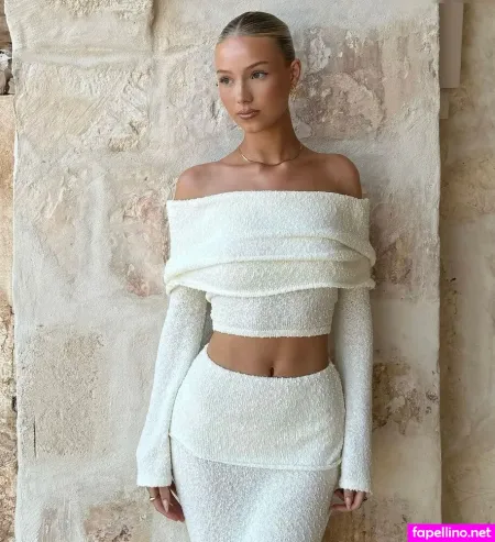 Daisy Herriott OnlyFans Thumbnail #rCwJIiNrqJ