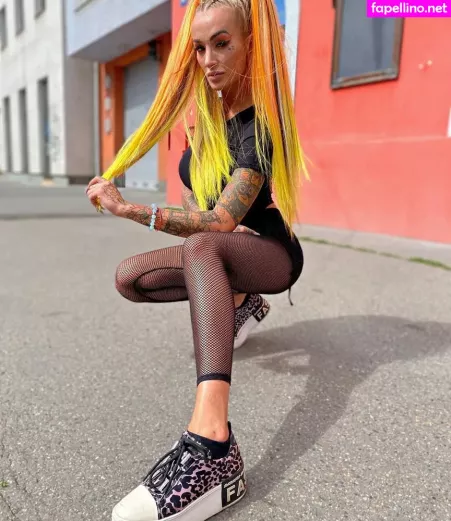 Daisy Lee OnlyFans Thumbnail #oBtQy4E9CG