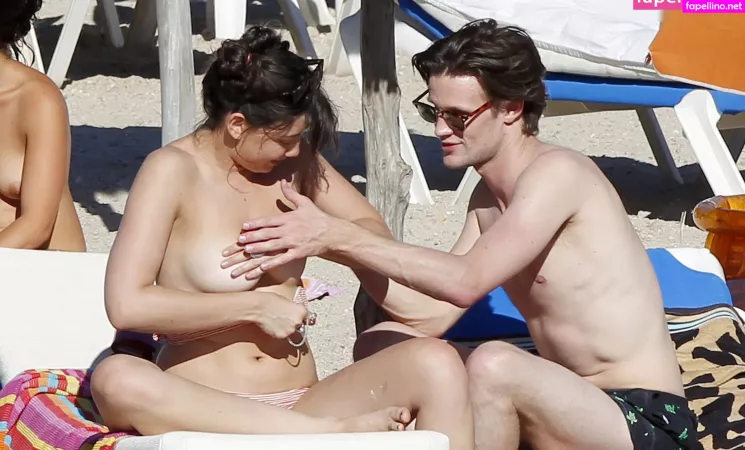 Daisy Lowe OnlyFans Thumbnail #q4OcrZgVoM