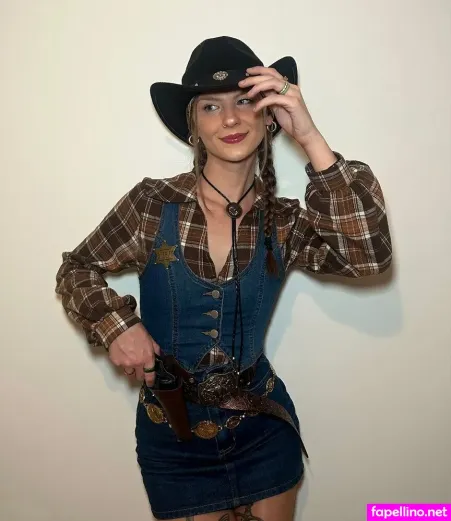 Daisy Riches1 OnlyFans Thumbnail #EKJms8TYfB