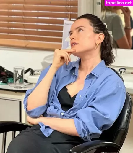 Daisy Ridley OnlyFans Thumbnail #11kb7FBH2g