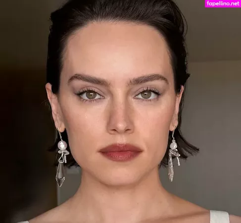 Daisy Ridley OnlyFans Thumbnail #372xi5NWuP