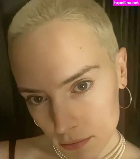 Daisy Ridley OnlyFans Thumbnail #8mjqjBS1Hq