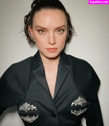 Daisy Ridley OnlyFans Thumbnail #KHUy3ZLQbP
