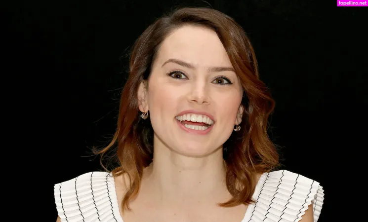 Daisy Ridley OnlyFans Thumbnail #LKaaihxWn0
