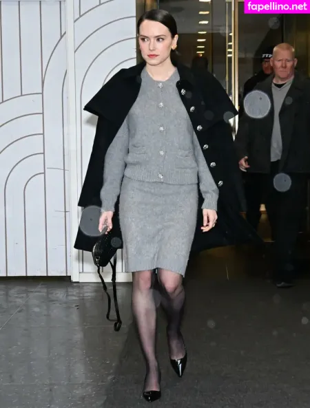 Daisy Ridley OnlyFans Thumbnail #M2PR7GUf8D