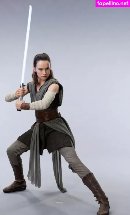 Daisy Ridley OnlyFans Thumbnail #SnMS7SAiu1