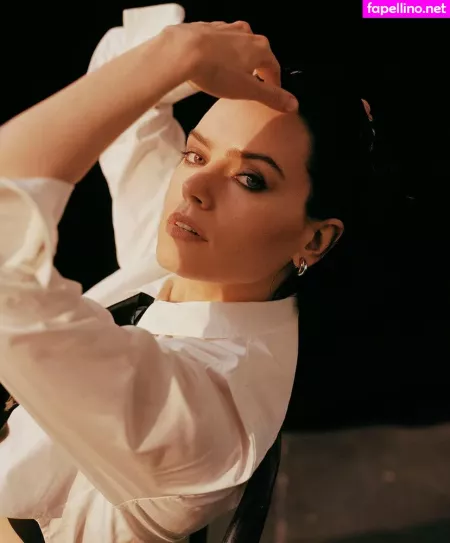 Daisy Ridley OnlyFans Thumbnail #ZgdtA6pqyc