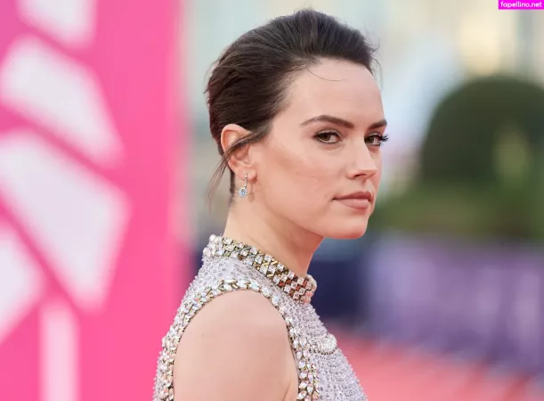 Daisy Ridley OnlyFans Thumbnail #c1nZGFkS2m