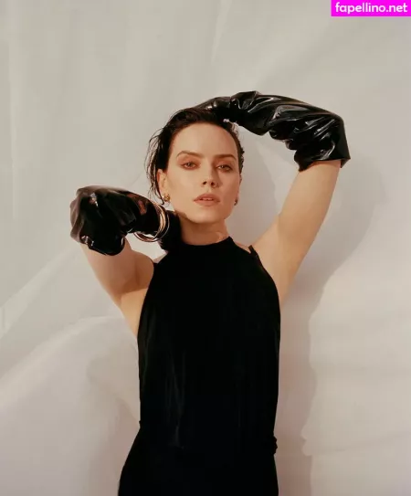 Daisy Ridley OnlyFans Thumbnail #cAfqxQKCAl