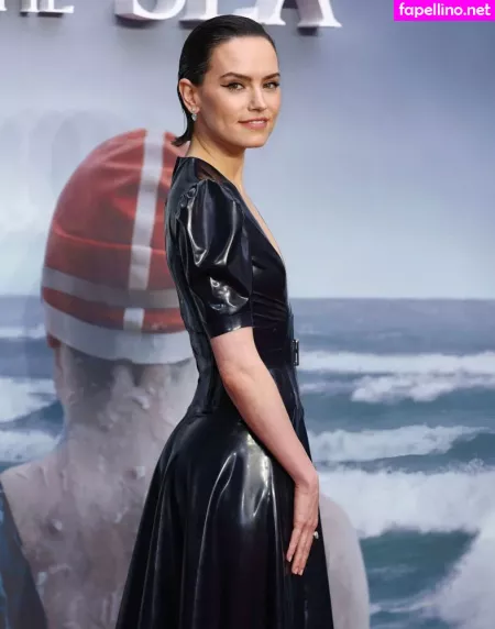 Daisy Ridley OnlyFans Thumbnail #dDTVHUqR7k