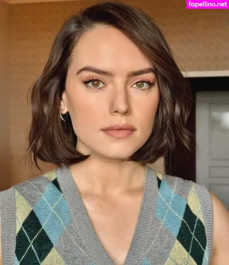 Daisy Ridley OnlyFans Thumbnail #hZ76Q1PMiL