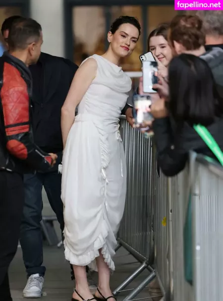 Daisy Ridley OnlyFans Thumbnail #jfvBmjjkzC