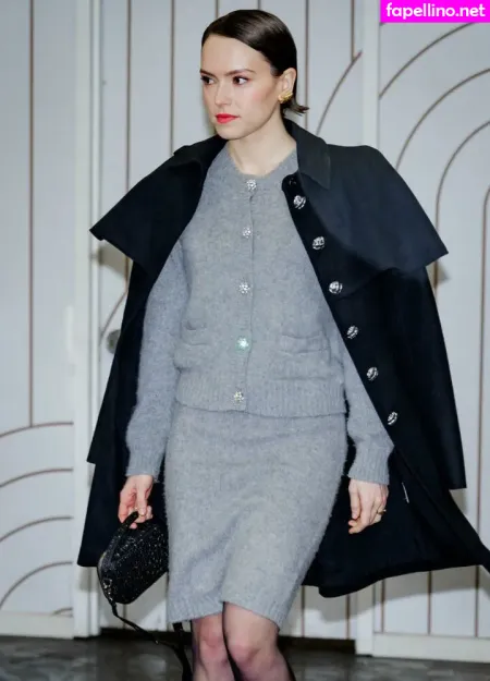 Daisy Ridley OnlyFans Thumbnail #oXvyTqclJ4