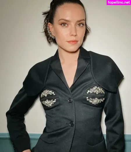 Daisy Ridley OnlyFans Thumbnail #qJIf2ycyqm