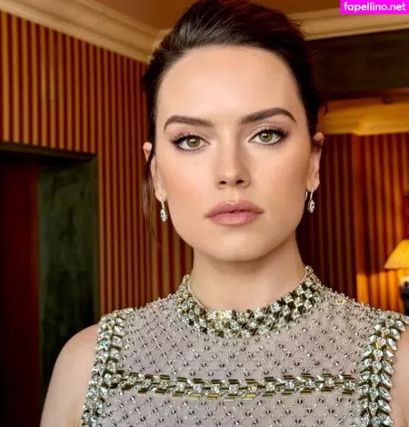 Daisy Ridley OnlyFans Thumbnail #rR7FsEYo52
