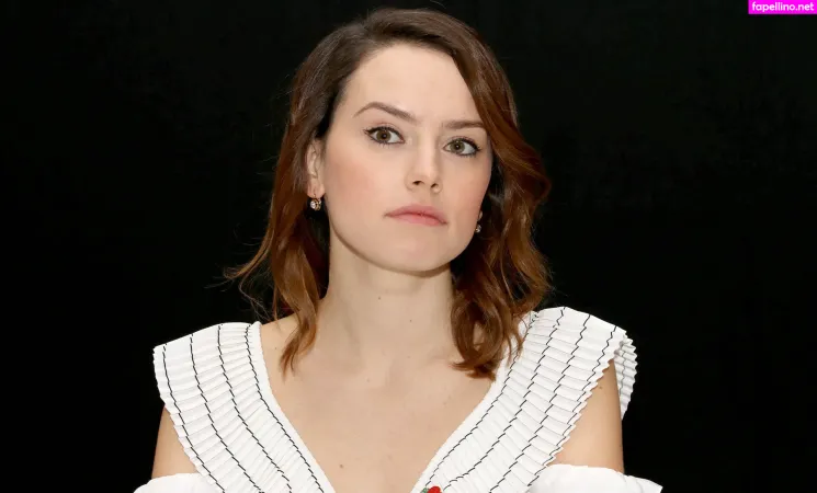 Daisy Ridley OnlyFans Thumbnail #uC06AiUIq1