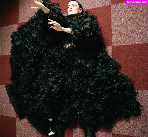 Daisy Ridley OnlyFans Thumbnail #uIylmVa6GD