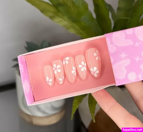 Daisy White 1 Main Profile Photo