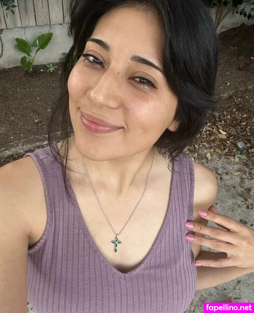 daisyhernandez.23, daisyzalvaa, rosesanchezzzz Nude Leaked OnlyFans Photo #VlQAbnaICA