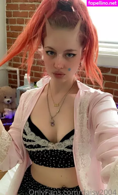 Daisy2004 OnlyFans Thumbnail #EBZdcrEsNu