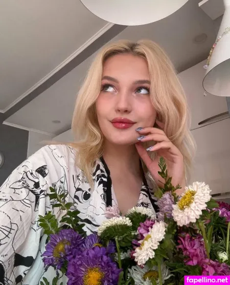 Daisybloomm OnlyFans Thumbnail #wdx5wlEJxL