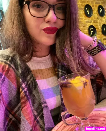 Daisyyyyamore OnlyFans Thumbnail #JjVNS42hzG