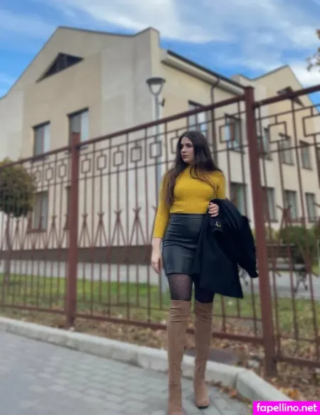 Daisyyyyamore OnlyFans Thumbnail #es1p7aULyx