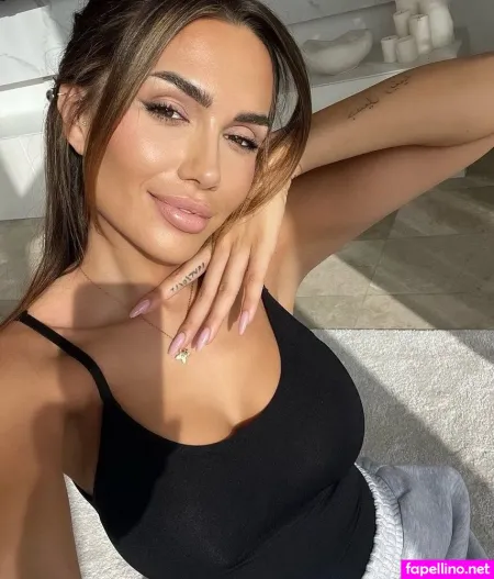 Dajana Lacic OnlyFans Thumbnail #0nFxnDDlGb