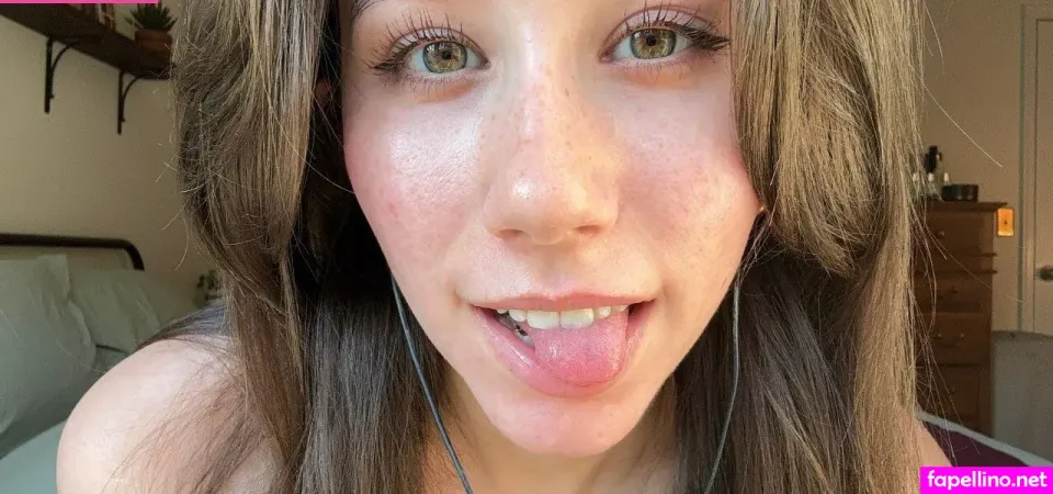 Dakota B Asmr 1 OnlyFans Thumbnail #XlT4sXvFsQ
