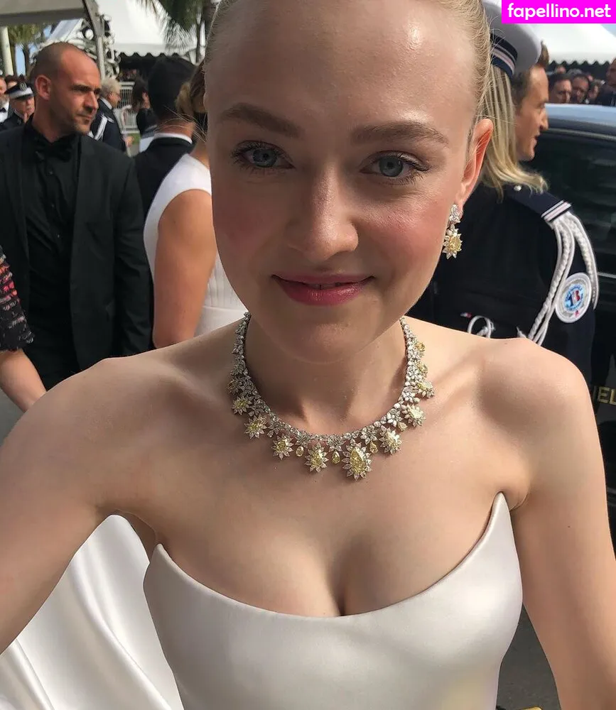 dakotafanning Nude Leaked OnlyFans Photo #YOp0aaLqBs