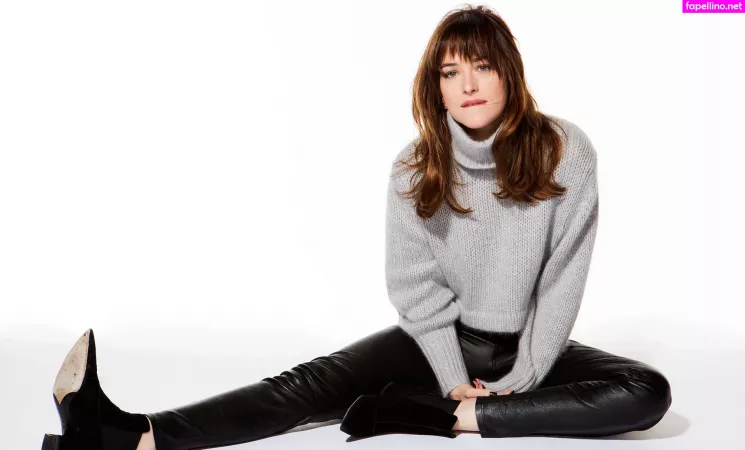 Dakota Johnson OnlyFans Thumbnail #RWR9qEumJU