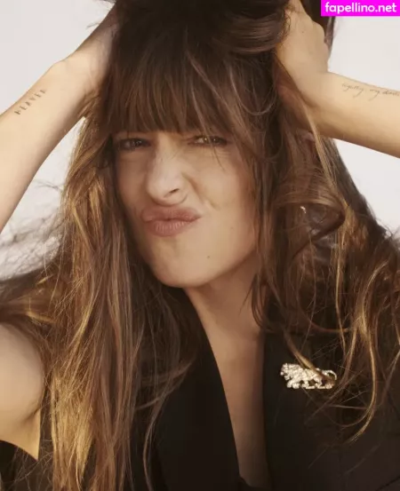 Dakota Johnson OnlyFans Thumbnail #VmYsiJcTll