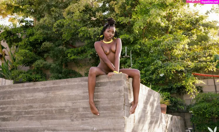 Dakota Simone OnlyFans Thumbnail #0wj6c7dcup