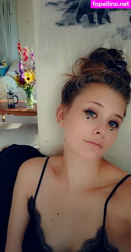 Dakotamoonj OnlyFans Thumbnail #KCkOKLN7dQ