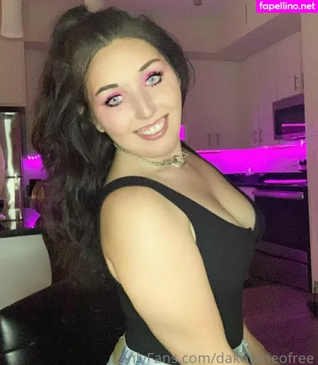 Dakotaneofree OnlyFans Thumbnail #sf4HO9RM83