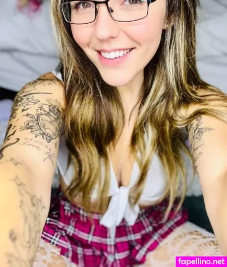 Dallyallyallas OnlyFans Thumbnail #XdVfey4pj0