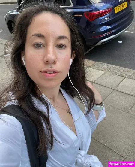 Damarisbeeating OnlyFans Thumbnail #3Rjxqx2CFH