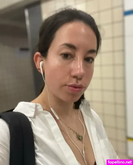 Damarisbeeating OnlyFans Thumbnail #zdmQ1xZp0N