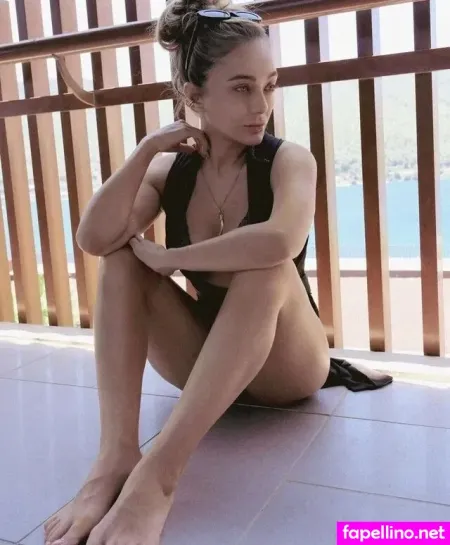 Damla Sonmez OnlyFans Thumbnail #spWvDvndLg