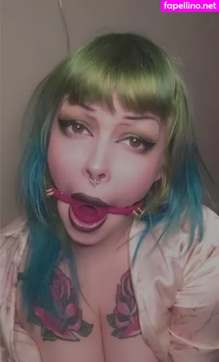 Damndestcreature2 OnlyFans Thumbnail #8oayvck0MC