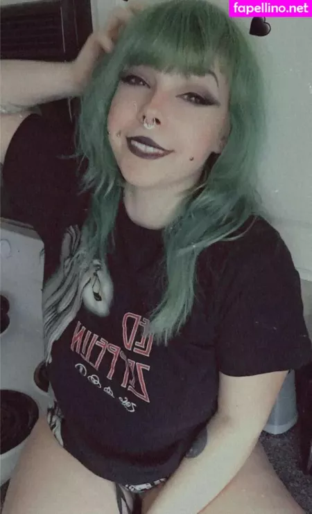 Damndestcreature2 OnlyFans Thumbnail #v3zOTor3r7