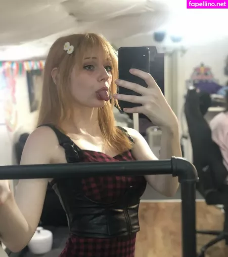 Dampptowel OnlyFans Thumbnail #cQy0EEvVwW