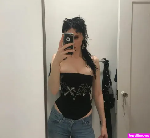 Dana Dentata OnlyFans Thumbnail #JdGz8Pj6AO
