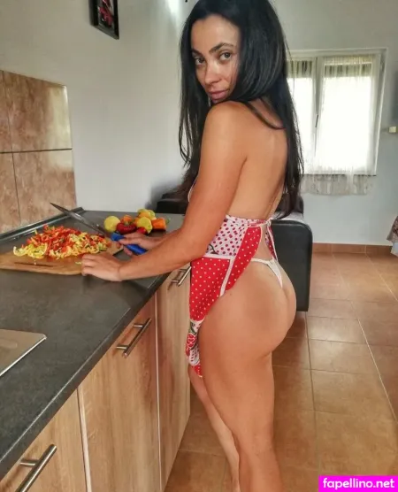 Dana Minodora OnlyFans Thumbnail #CEVaBdHzgB