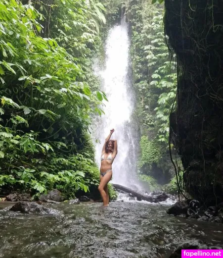 Dana Nomad OnlyFans Thumbnail #D9Bi64FkyP