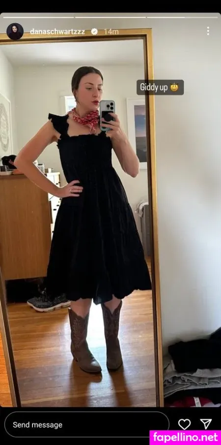 Dana Schwartz OnlyFans Thumbnail #fCuRXzd1De