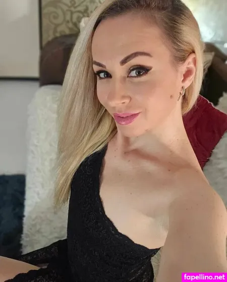 Danakareninaxxx OnlyFans Thumbnail #29NIbiaLVg